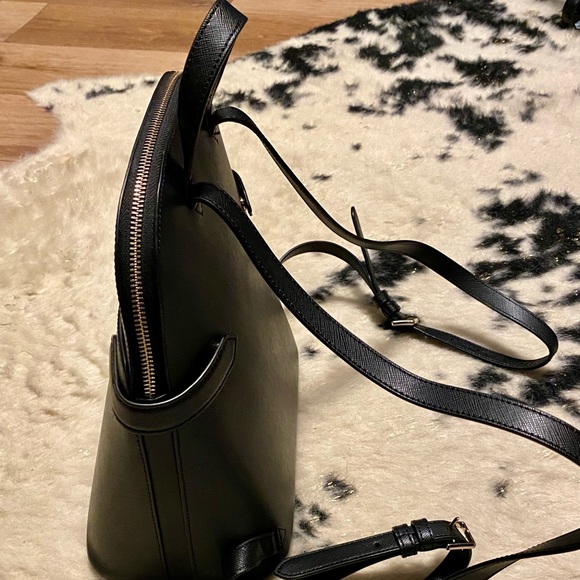 Kate Spade ♠️ Black Pebbled Genuine Leather Backpack with Gold Hardware - Picture 4 of 4